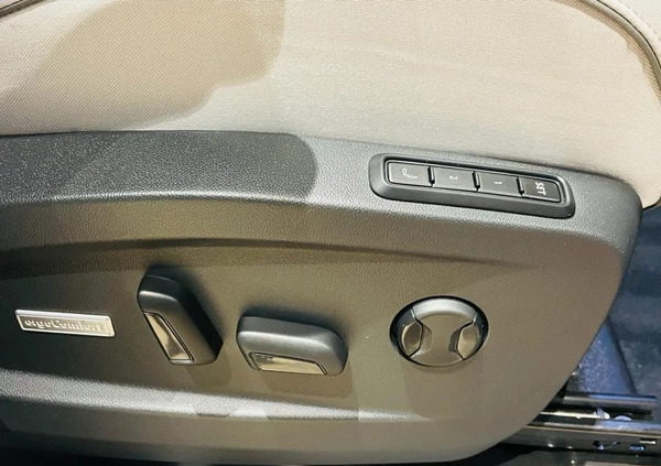 Volkswagen ID.Buzz cena 238497 przebieg: 9058, rok produkcji 2022 z Skarszewy małe 562